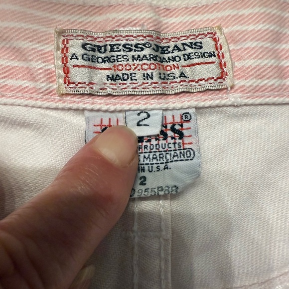 Women’s Vintage Guess Bermuda pink & white striped denim shorts size 2 - Picture 7 of 8